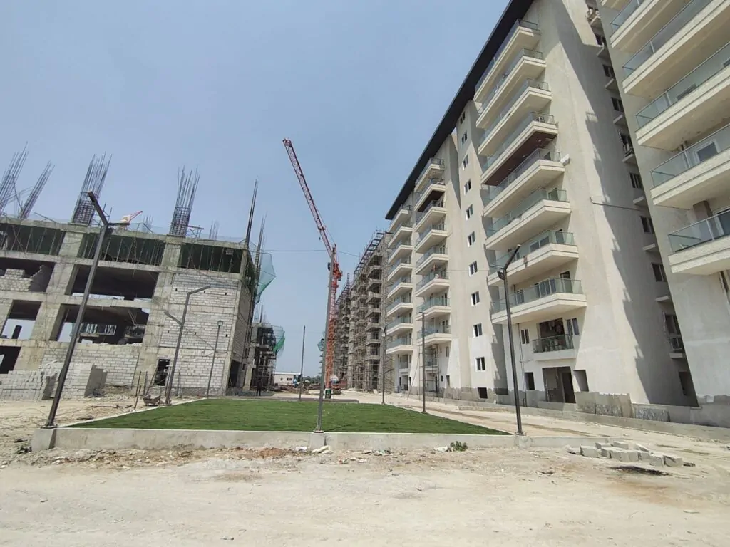 2bhk flats in tellapur, gachibowli